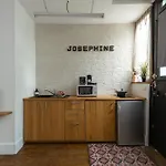 Artisan Lofts Courtyard Opera Apartamento