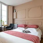 Artisan Lofts Courtyard Opera Paris