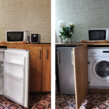 Artisan Lofts Courtyard Opera Apartment