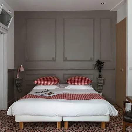 Апартаменты Artisan Lofts Courtyard Opera Париж